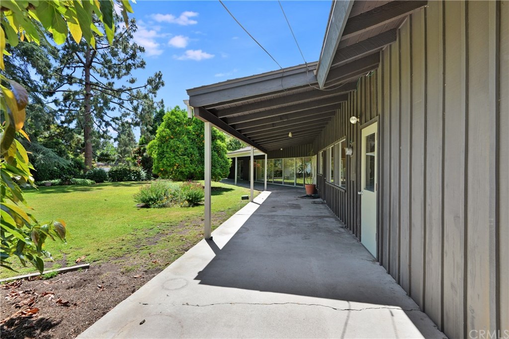 2210 Yucca Avenue Fullerton, CA 92835 - Photo 31 of 32