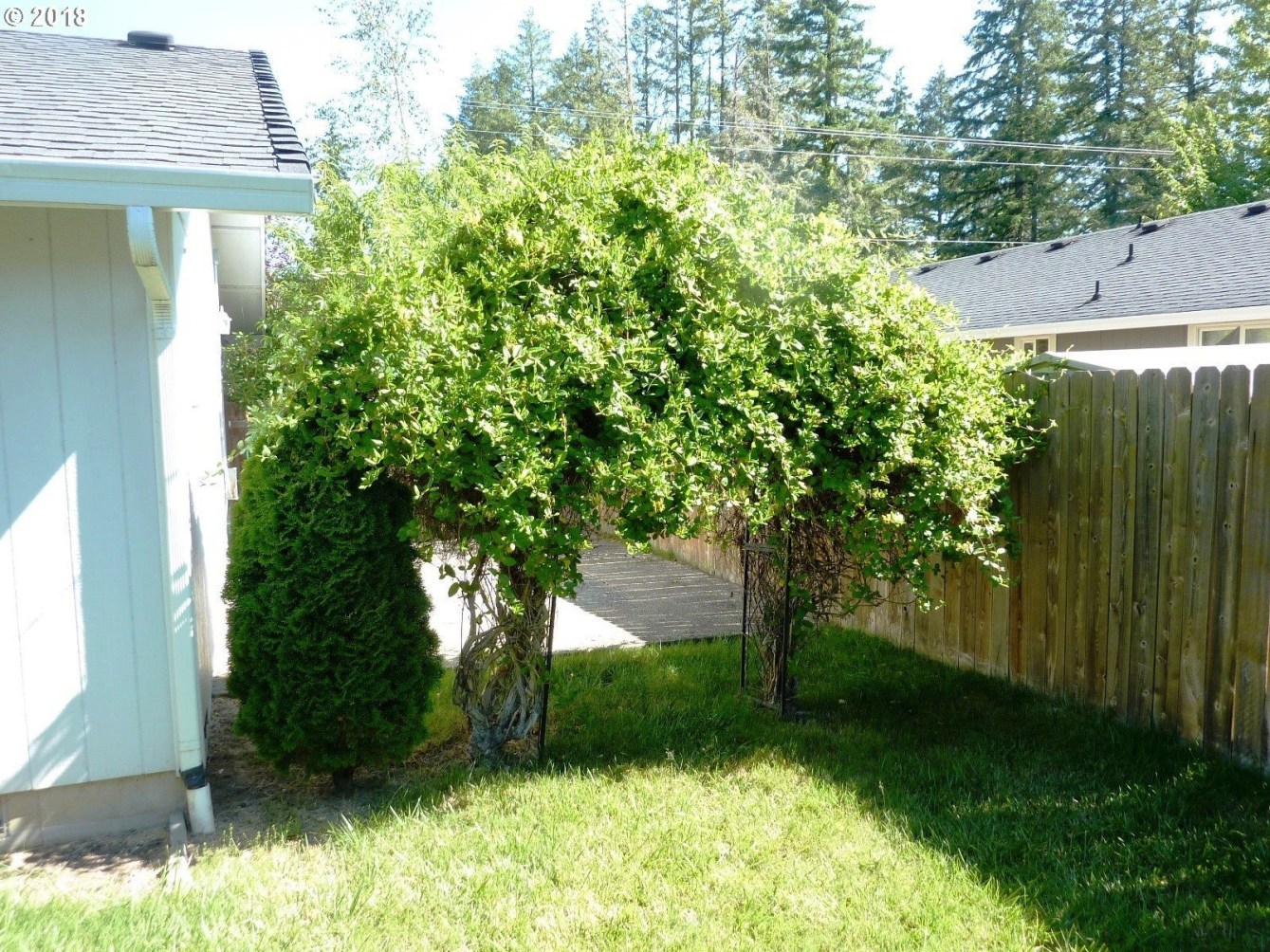 25226 Perkins Road Veneta, OR 97487 - Photo 1 of 23 Gallery Image 1