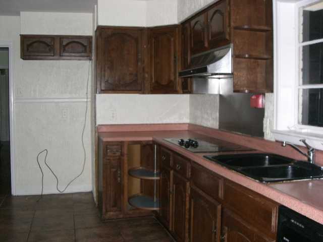 1357 Farrow Road Memphis, TN 38116 - Photo 7 of 12