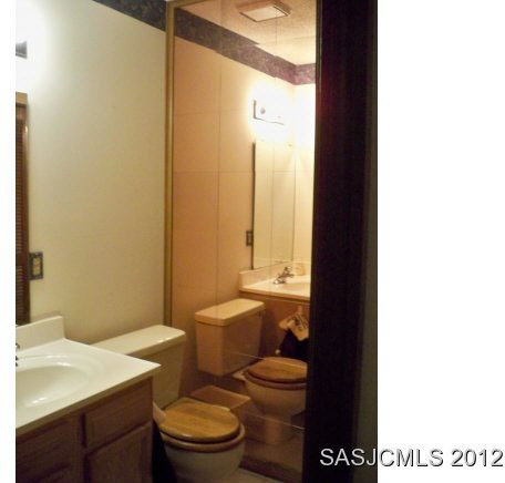 903 Prince Road St. Augustine, FL 32086 - Photo 15 of 15 Powder Room