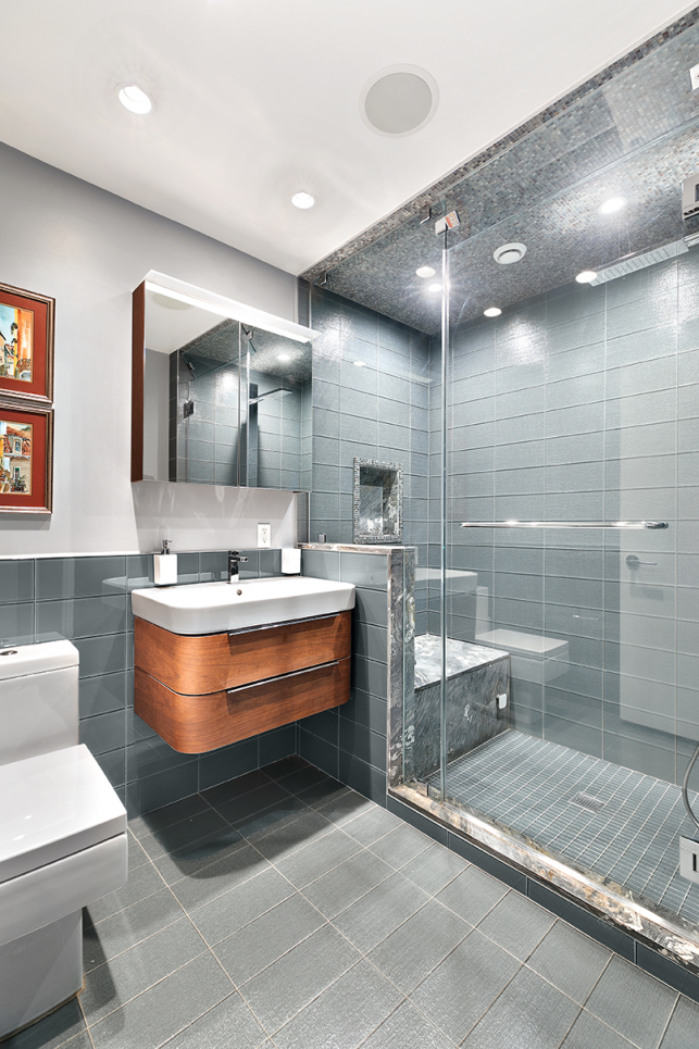 15 Broad Street, Unit 3520 Manhattan, NY 10005 - Photo 8 of 13