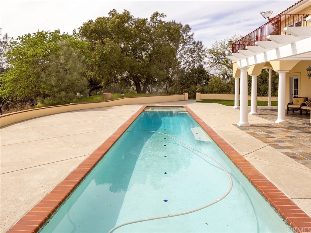 5255 Escarpa Avenue Atascadero, CA 93422 - Photo 24 of 32