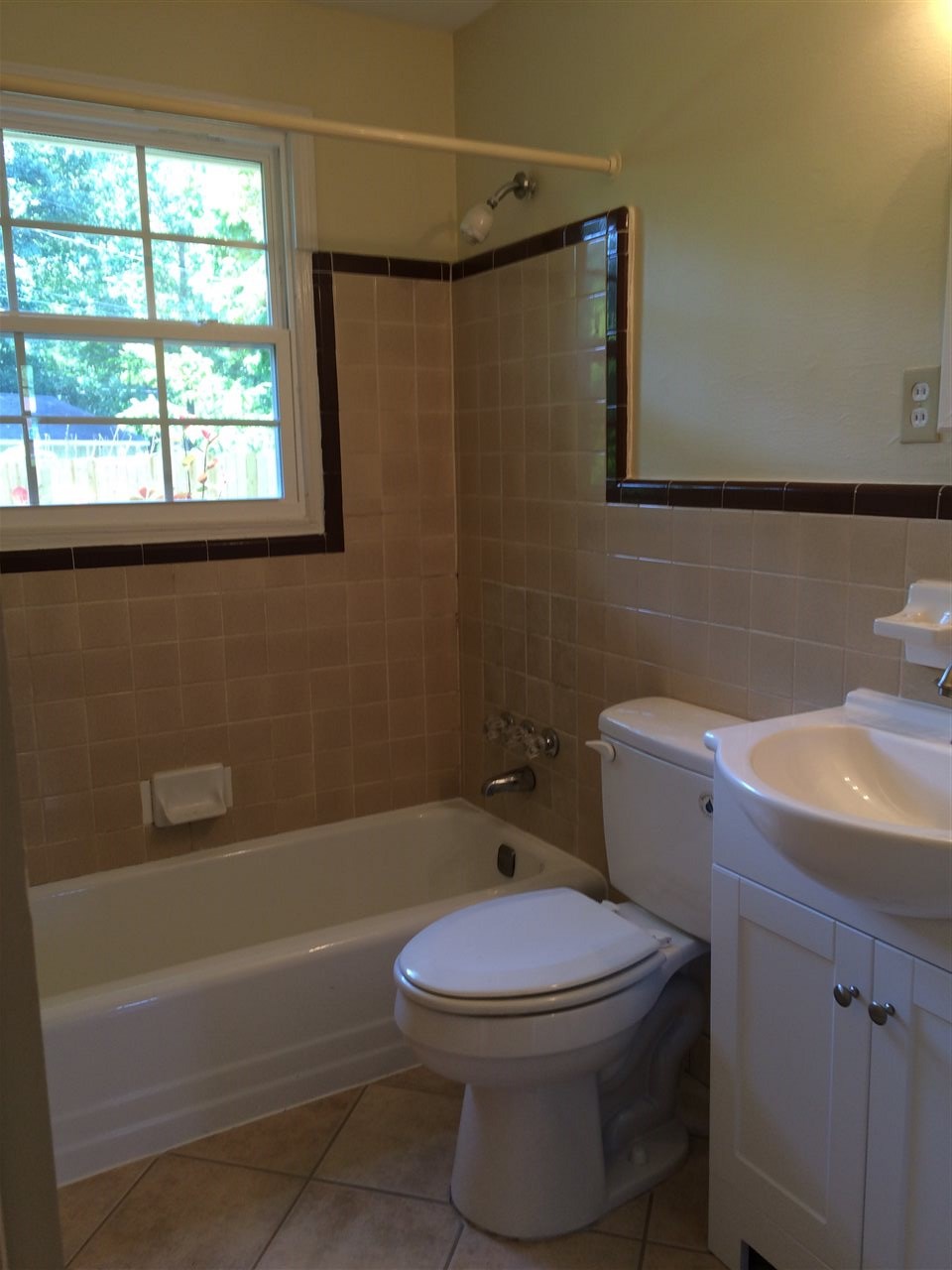 386 Malboro Road Memphis, TN 38120 - Photo 10 of 18