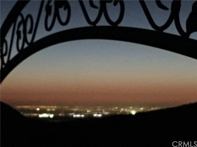 38421 Carrillo Road Fallbrook, CA 92028 - Photo 10 of 57 CITY LIGHT VIEWS