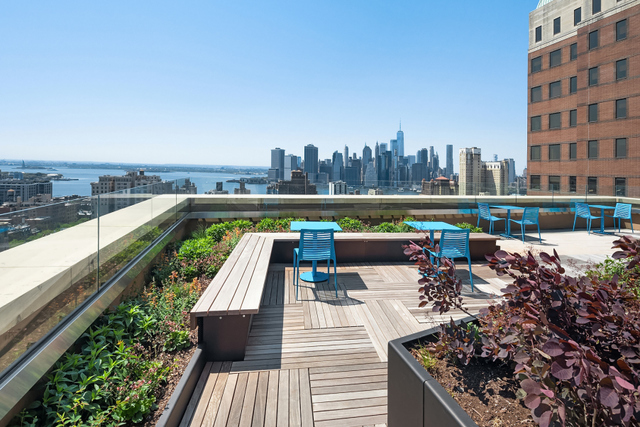 146 Pierrepont Street, Unit 9E Brooklyn, NY 11201 - Photo 15 of 38