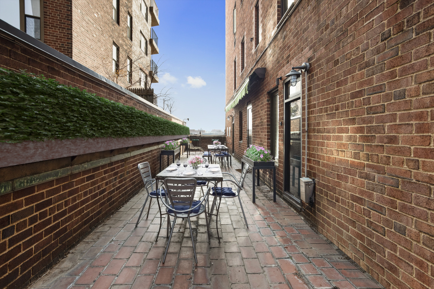 45 E End Ave, Manhattan, NY 10028 - Photo 1 of 1