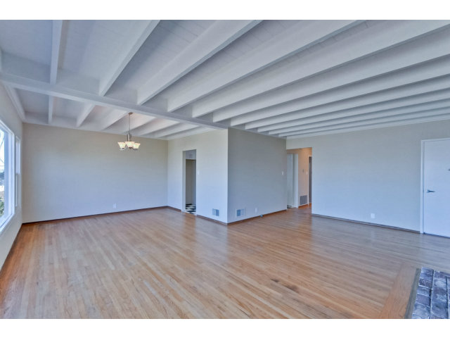 293 Palisades Drive Daly City, CA 94015 - Photo 3 of 25