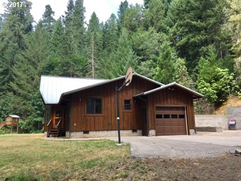 975 Sand Creek Road Drain, OR 97435 - Photo 4 of 20 Gallery Image 4