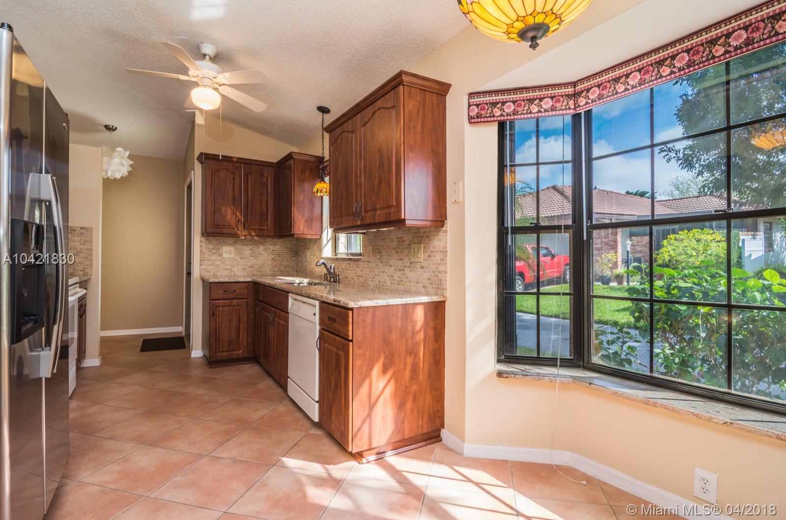 386 Northwest 42nd Street Boca Raton, FL 33431 - Photo 5 of 33