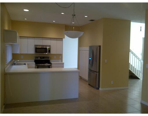 Embassy Lakes Cooper City, FL 33026 - Photo 6 of 9