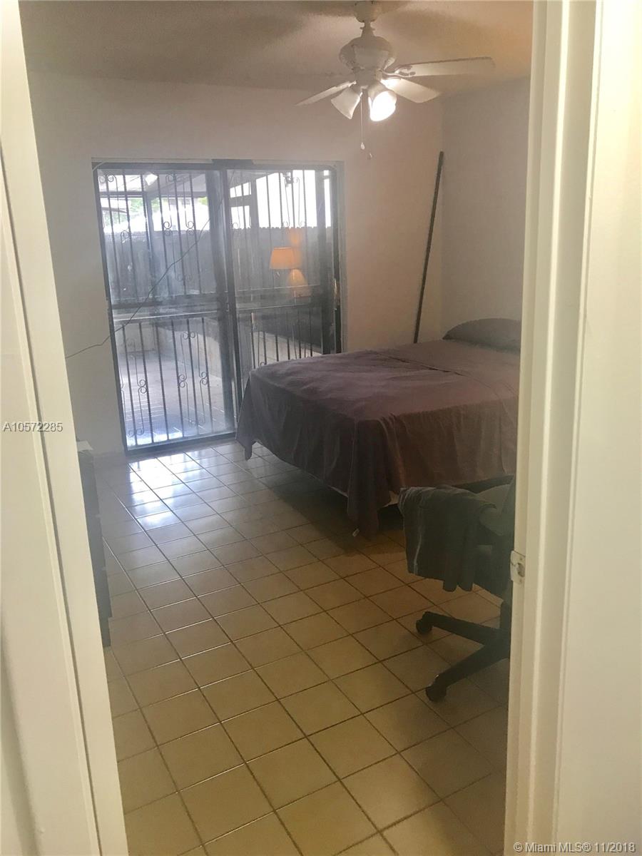1740 West 60th Street, Unit 4 Hialeah, FL 33012 - Photo 15 of 34