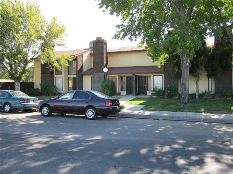 1100 Valhalla Drive Bakersfield, CA 93309 - Photo 2 of 7