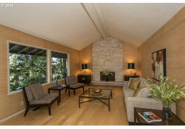 3820 Southwest Jerald Way Portland, OR 97221 - Photo 10 of 16 Gallery Image 10