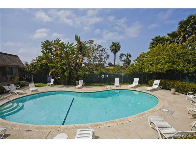 704 Regal Road, Unit C11 Encinitas, CA 92024 - Photo 6 of 17