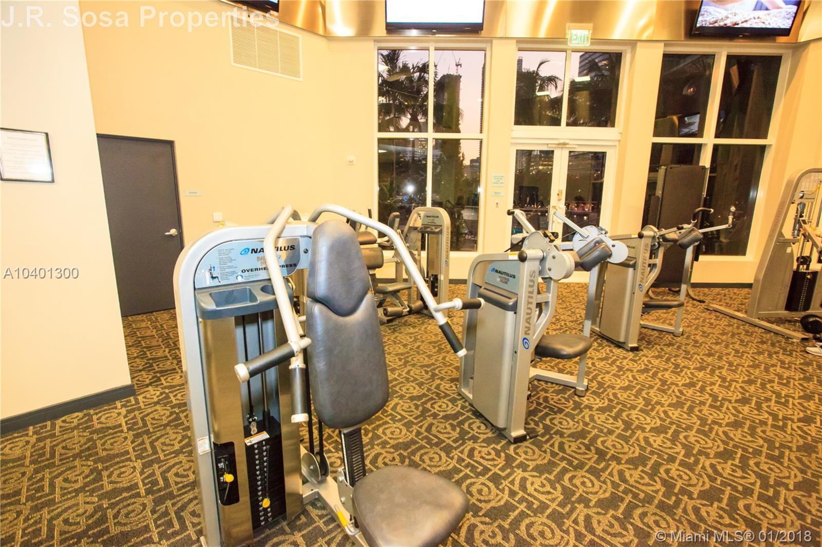 901 Brickell Key Boulevard, Unit 1005 Miami, FL 33131 - Photo 28 of 41