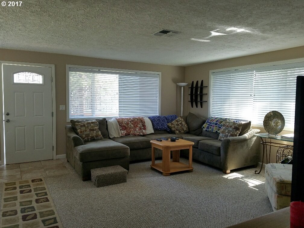 215 South Oak Road Tygh Valley, OR 97063 - Photo 14 of 15 Gallery Image 14