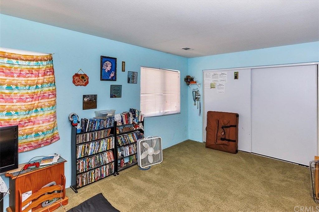 1540 Willow Bird Circle Hemet, CA 92545 - Photo 16 of 32