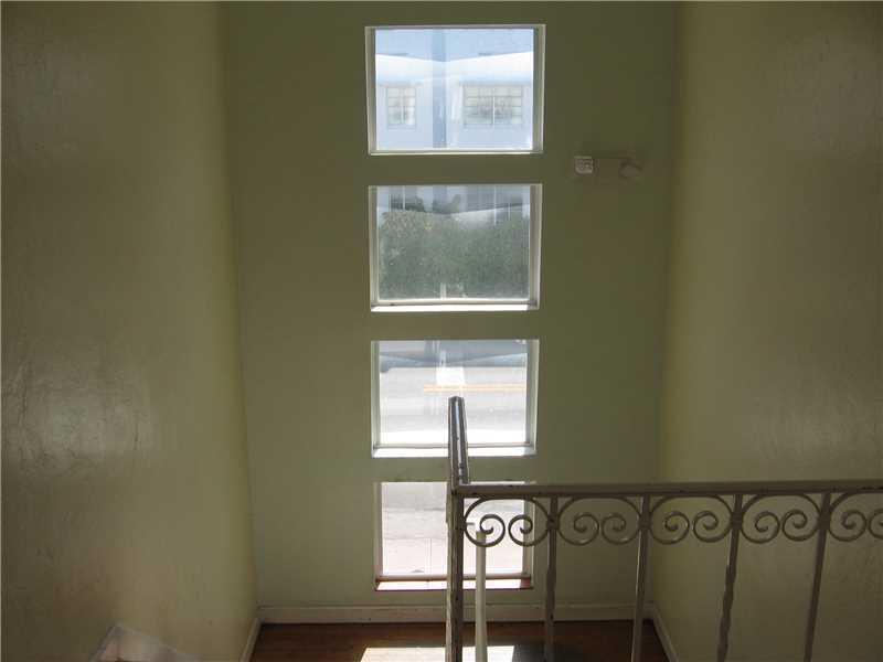 550 15th Street, Unit 203 Miami Beach, FL 33139 - Photo 17 of 18