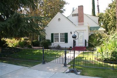 2031 B Street Bakersfield, CA 93301 - Photo 1 of 2