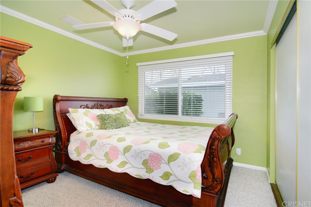 11361 Gaviota Avenue Granada Hills, CA 91344 - Photo 22 of 33