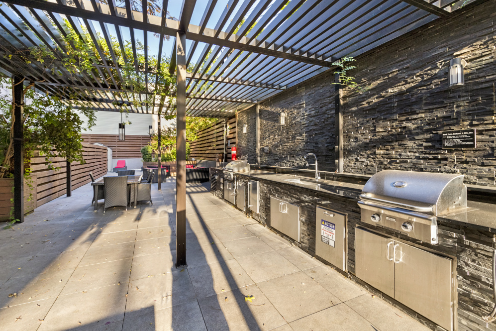 42 Maspeth Avenue, Unit 4D Brooklyn, NY 11211 - Photo 12 of 16