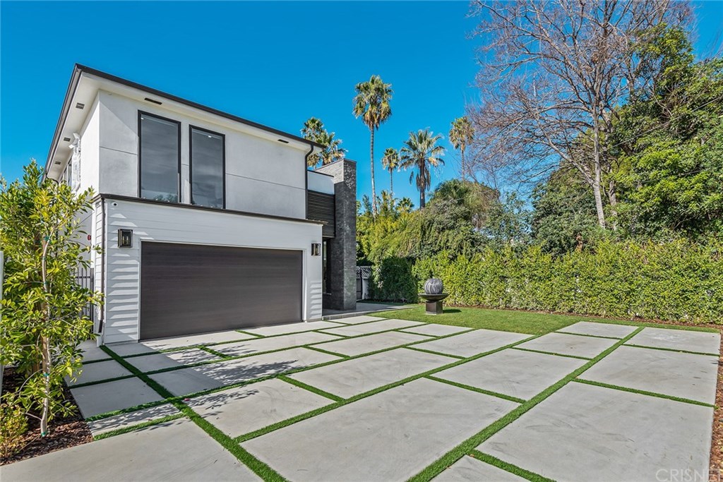 4537 Ben Avenue Studio City, CA 91607 - Photo 7 of 50