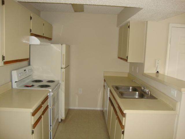 15560 Southwest 104th Terrace, Unit 612 Miami, FL 33196 - Photo 4 of 11