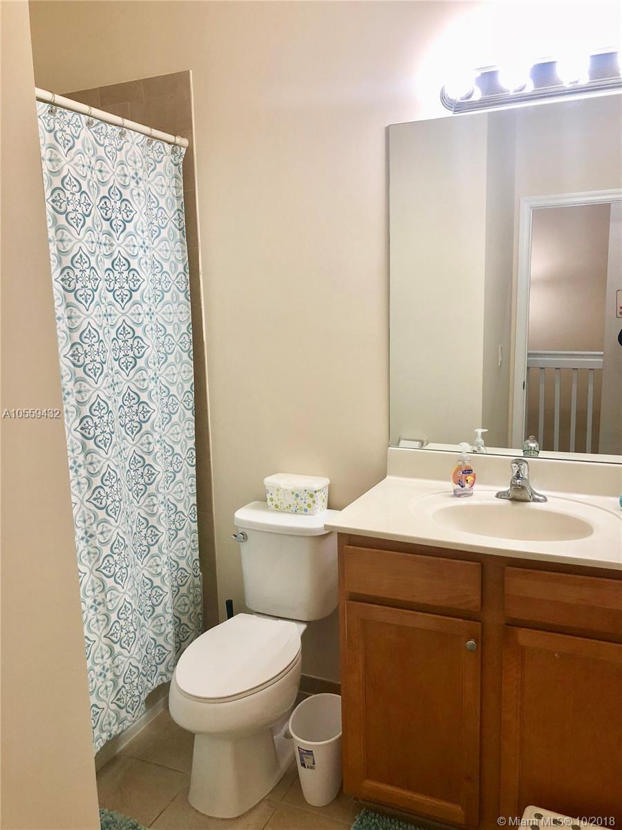 17035 Southwest 96th Street Miami, FL 33196 - Photo 18 of 20