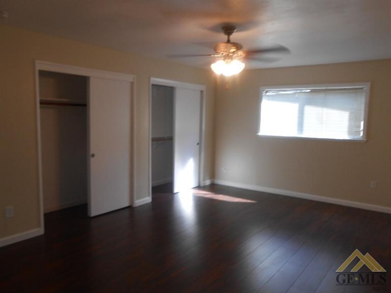2408 Sandpiper Road Bakersfield, CA 93309 - Photo 10 of 13 Gallery Image 10