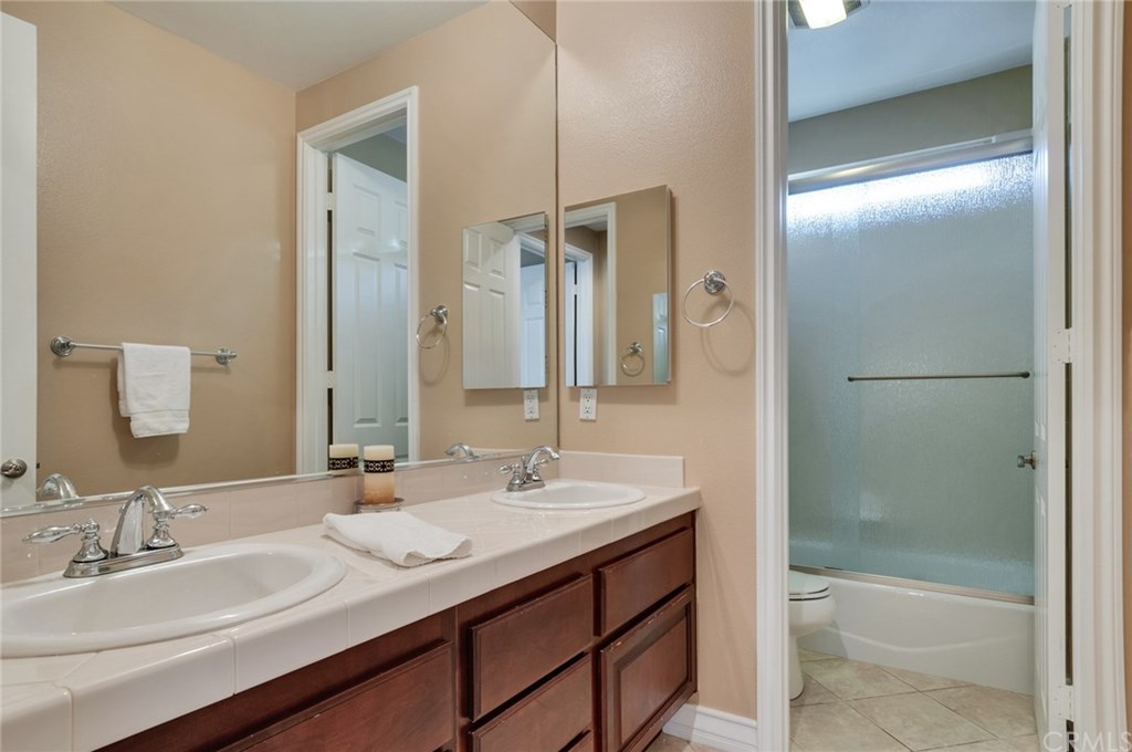 2106 Saltbush Circle Corona, CA 92882 - Photo 34 of 62