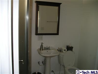 10603 Samoa Avenue Tujunga, CA 91042 - Photo 6 of 16