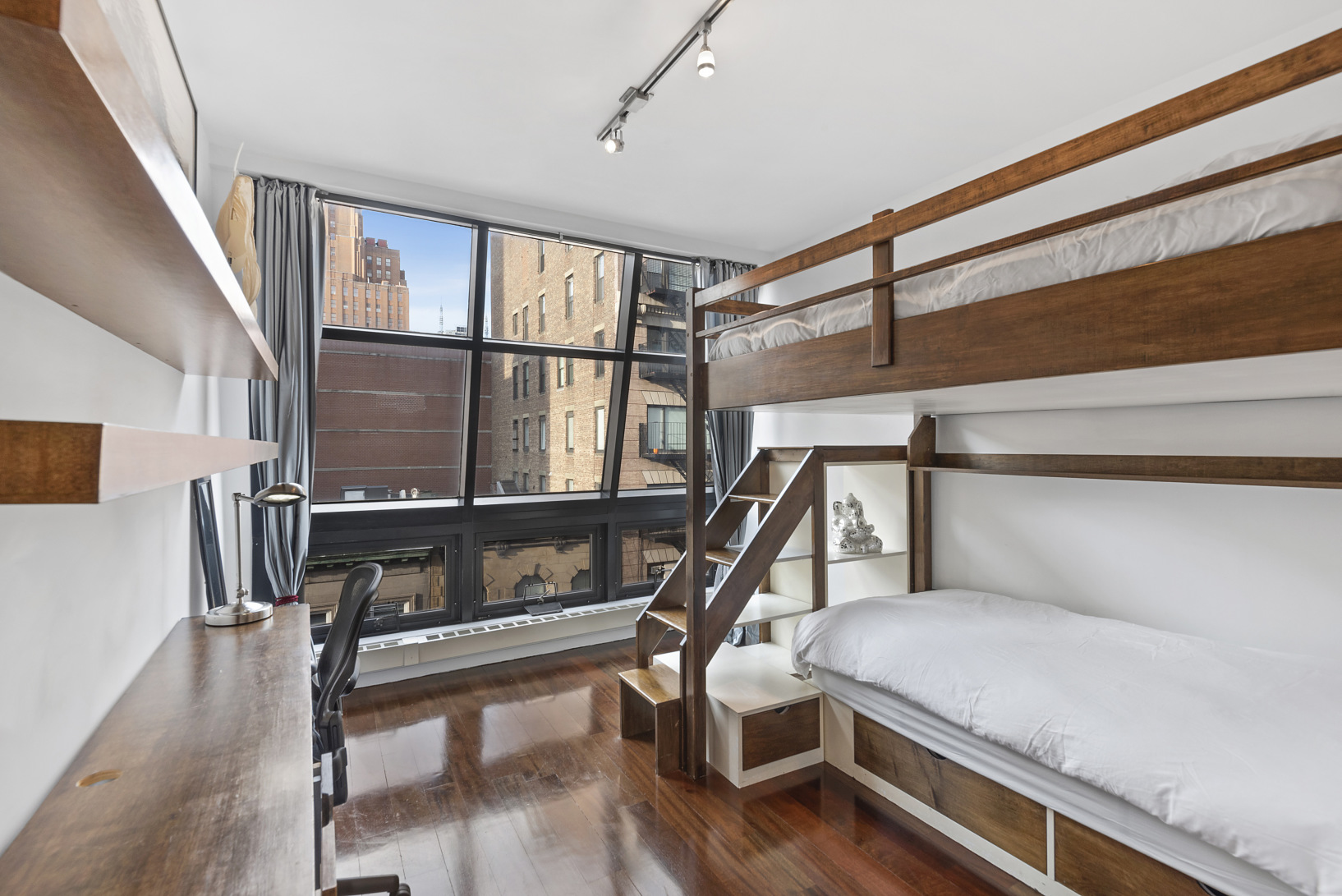 146 Chambers Street, Unit PH Manhattan, NY 10007 - Photo 9 of 11