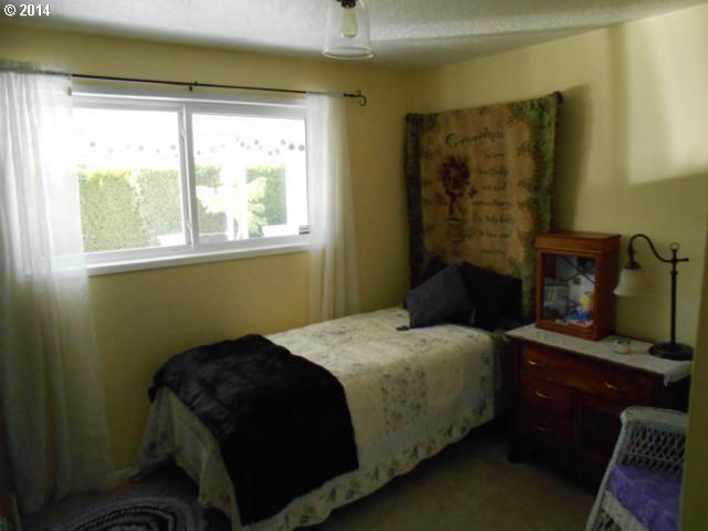1607 Sallal Road Woodburn, OR 97071 - Photo 9 of 13 Gallery Image 9