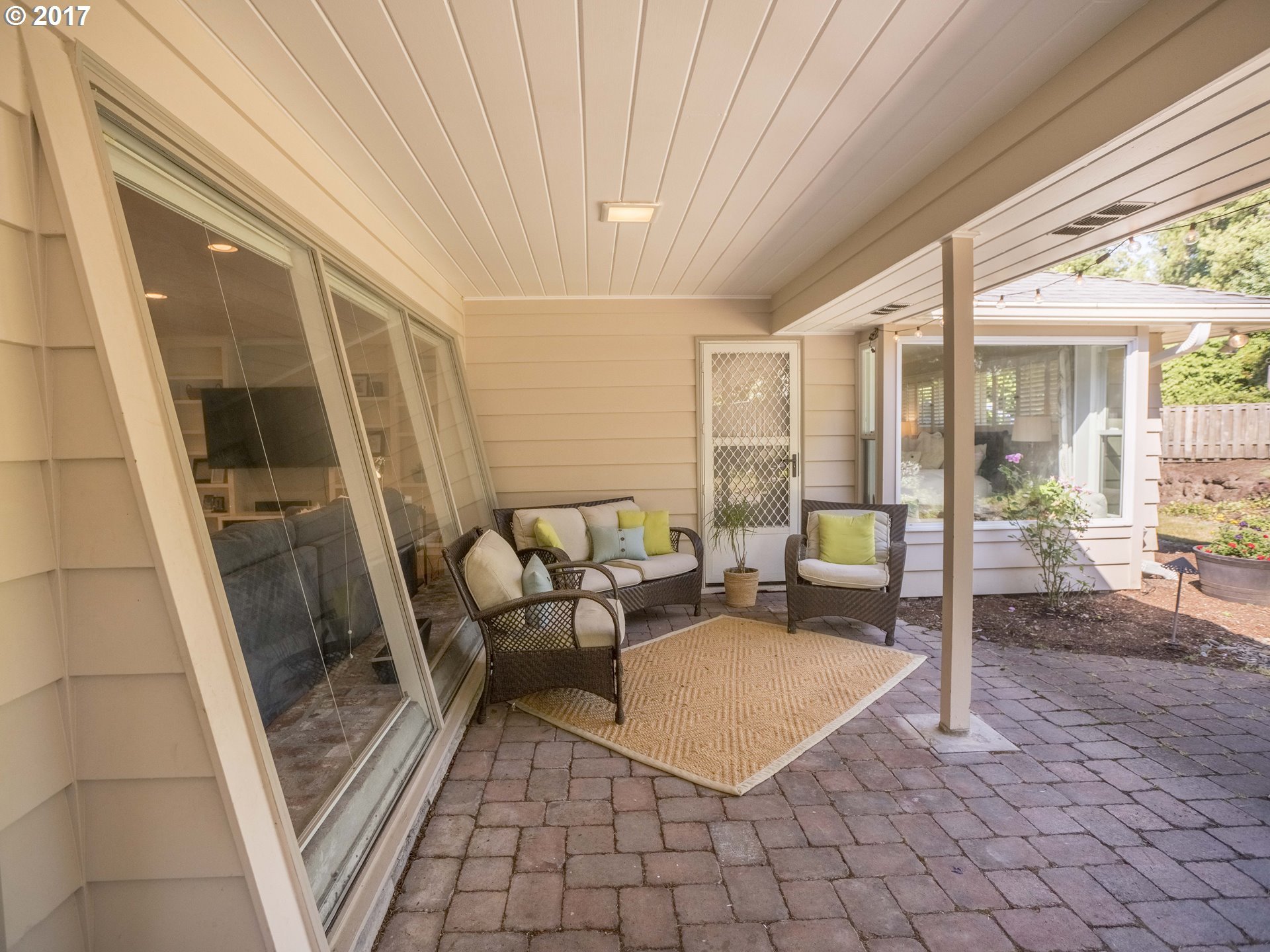 9705 Southwest Arborcrest Way Portland, OR 97225 - Photo 28 of 32 Gallery Image 28