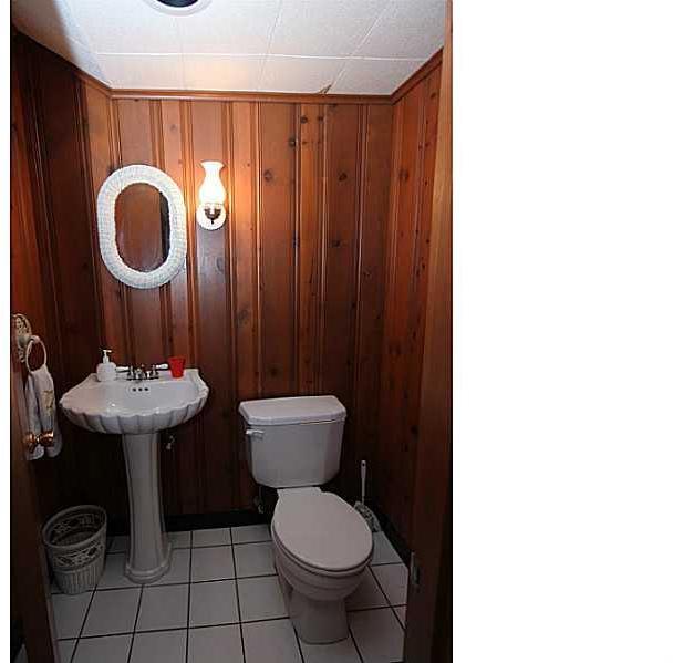 708 Pinetree Road Mt. Lebanon, PA 15243 - Photo 20 of 24 Gallery Image 20