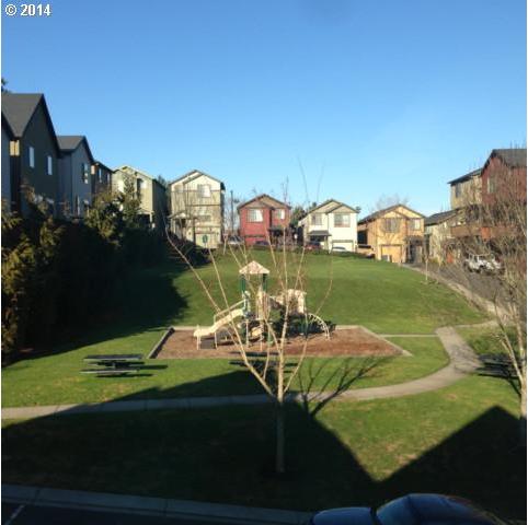 15589 Southwest Stone Ridge Circle, Unit END Beaverton, OR 97007 - Photo 1 of 15 Gallery Image 1