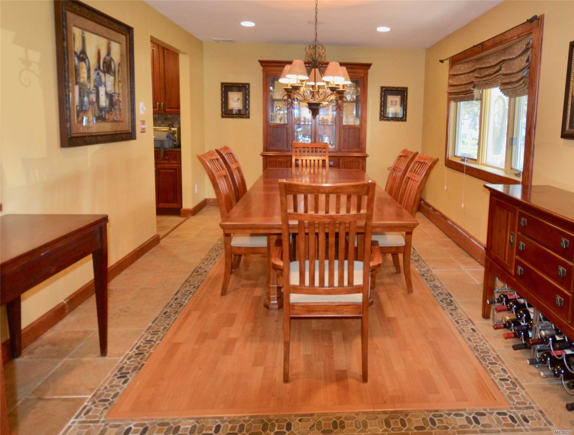 37 Sioux Drive Commack, NY 11725 - Photo 6 of 20