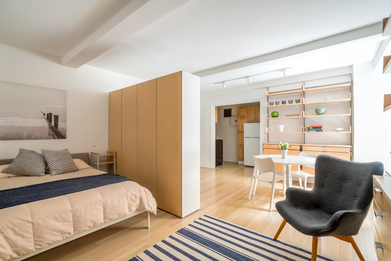 102 East 22nd Street, Unit 6A Manhattan, NY 10010 - Photo 3 of 9