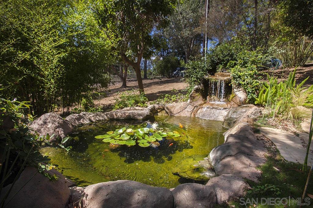 6557 La Valle Plateada Rancho Santa Fe, CA 92067 - Photo 23 of 25