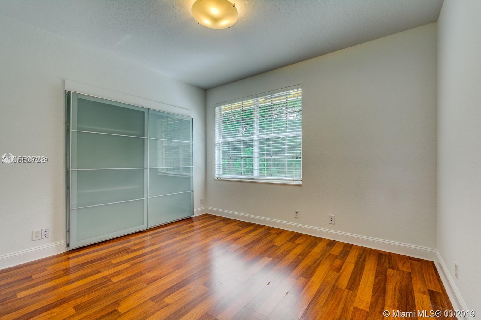 2019 Harbor View Circle Weston, FL 33327 - Photo 19 of 31