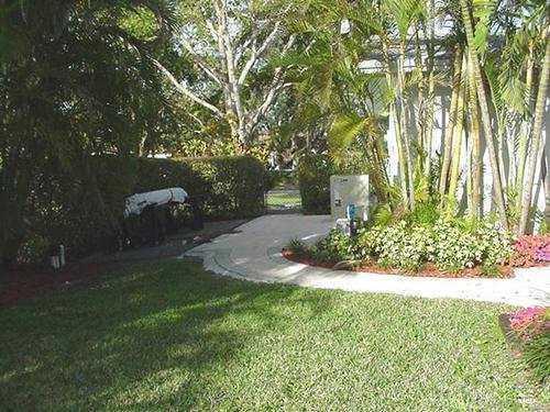 10920 Southwest 124th Street Miami, FL 33176 - Photo 7 of 8
