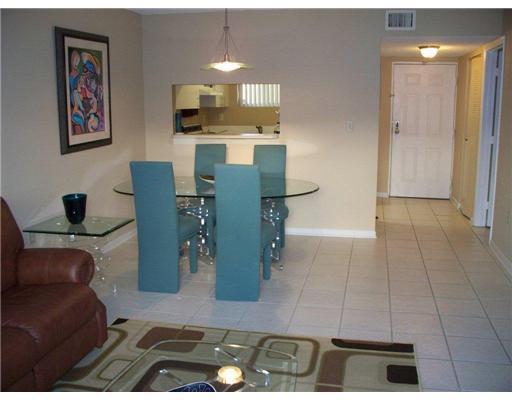 14930 Southwest 82nd Terrace, Unit 16501 Miami, FL 33193 - Photo 2 of 8