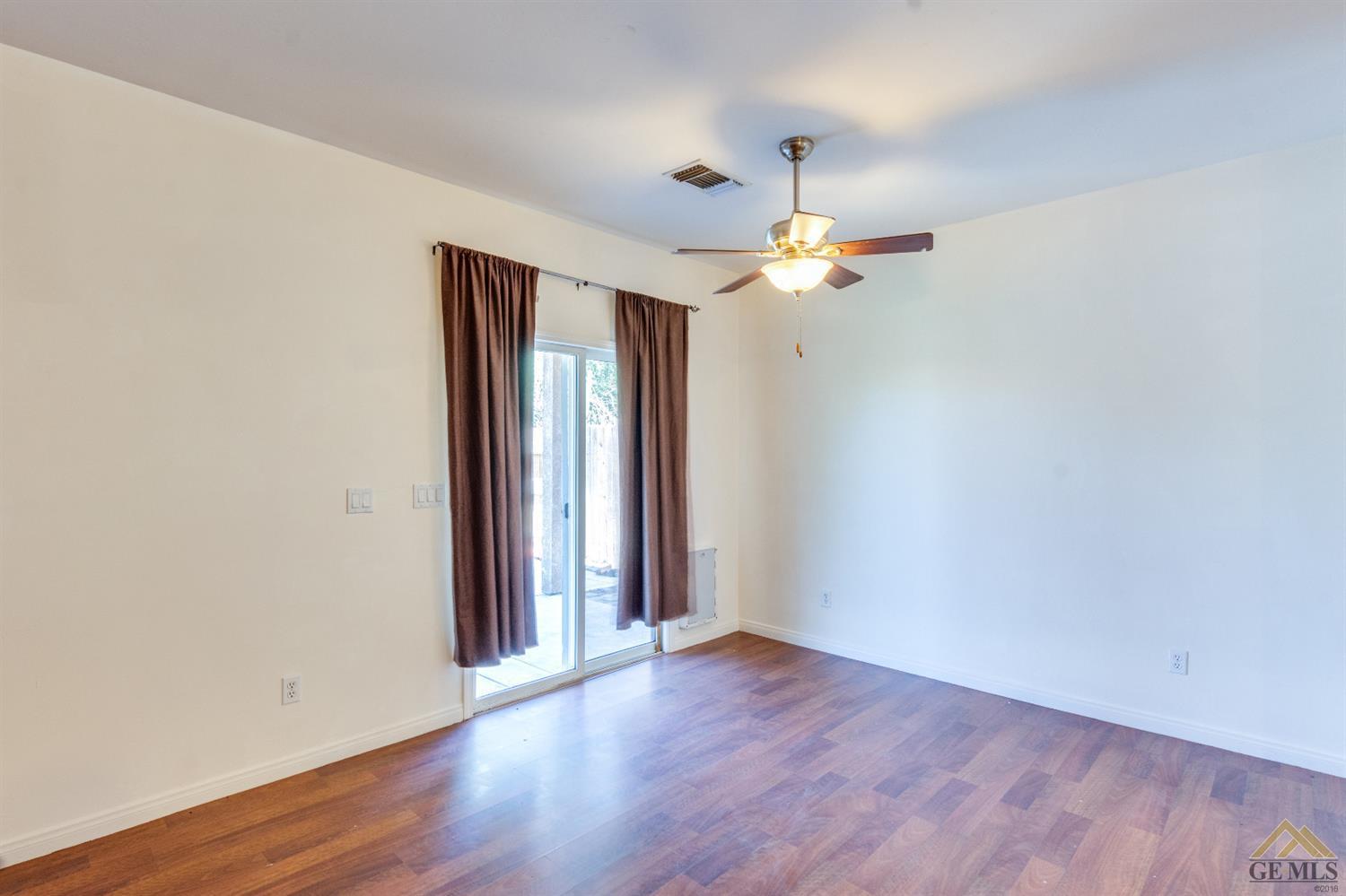 3106 Crescent Ridge Street Bakersfield, CA 93313 - Photo 8 of 34 Gallery Image 8