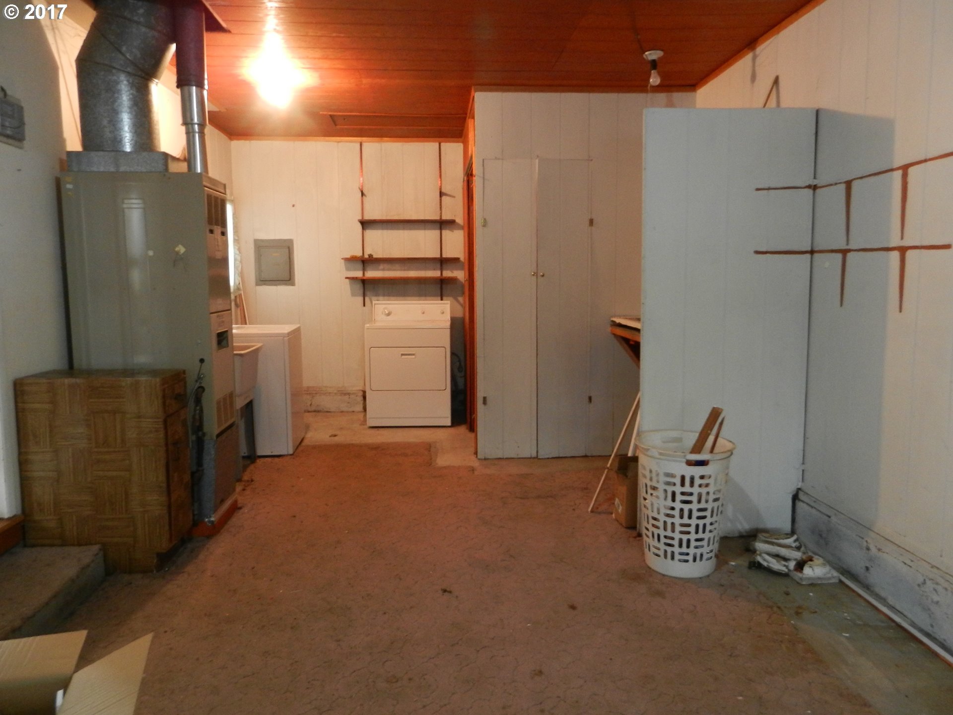 1931 Country Club Road Woodburn, OR 97071 - Photo 8 of 12 Gallery Image 8