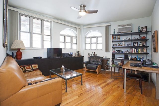 $510,000 | 731 Greenwich Street, Unit J38 | West Village