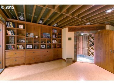 4419 Southwest Carl Place Portland, OR 97239 - Photo 21 of 24 Gallery Image 21