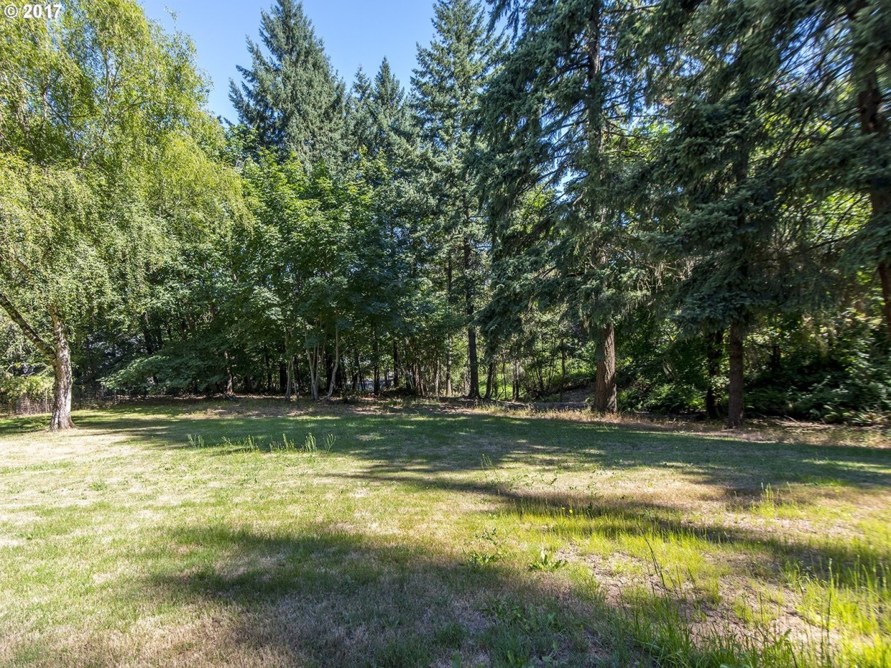 20405 Southwest Gassner Road Beaverton, OR 97007 - Photo 20 of 24