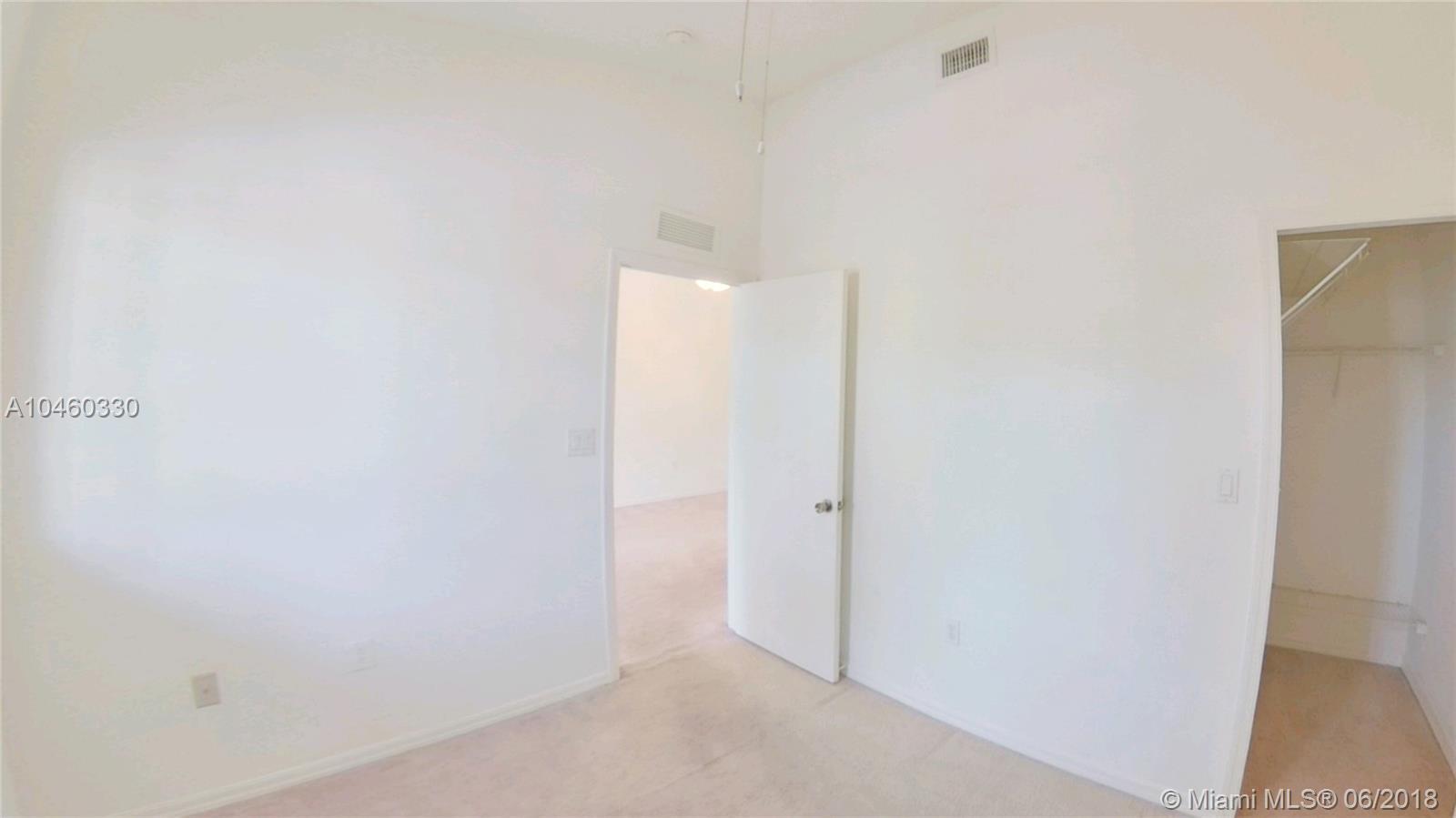 935 Northeast 34th Avenue, Unit 202 Homestead, FL 33033 - Photo 11 of 22