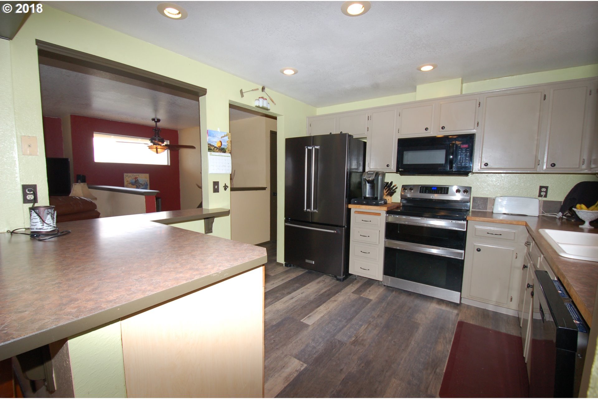 1819 Southwest 45th Street Pendleton, OR 97801 - Photo 4 of 30