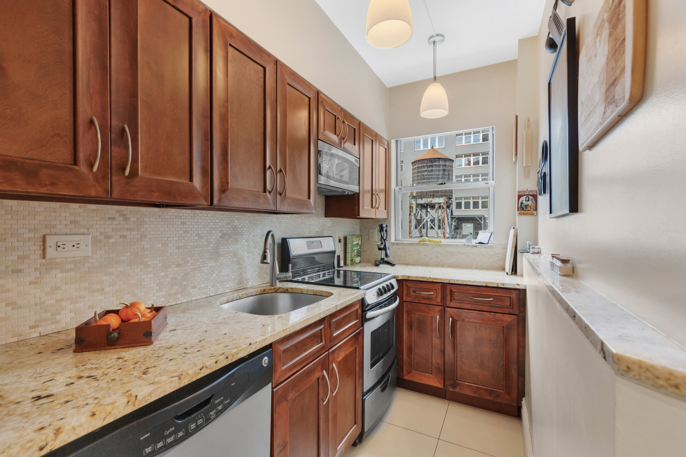 80 Park Avenue, Unit 12E Manhattan, NY 10016 - Photo 4 of 8